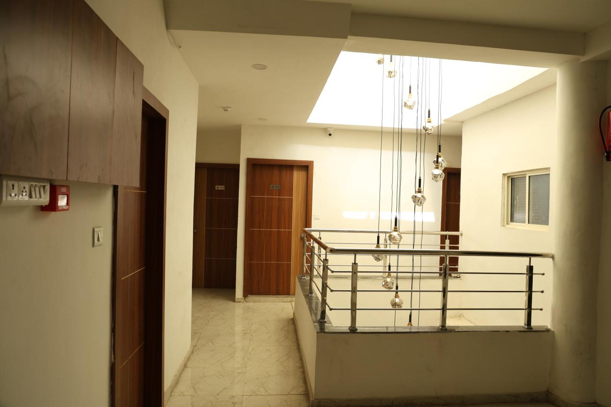 Hotel Aaram Kalupur Ахмедабад Екстериор снимка