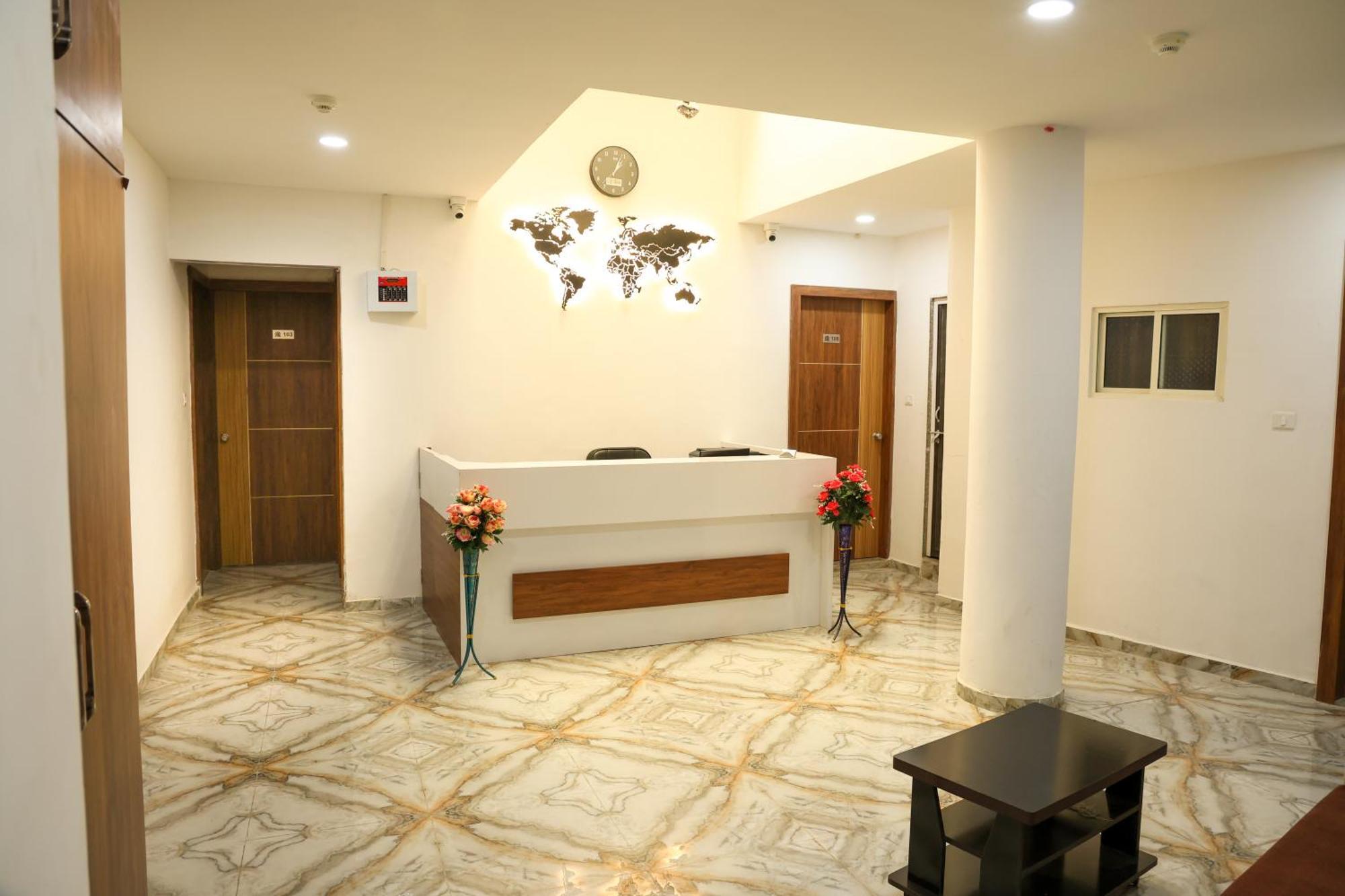 Hotel Aaram Kalupur Ахмедабад Екстериор снимка