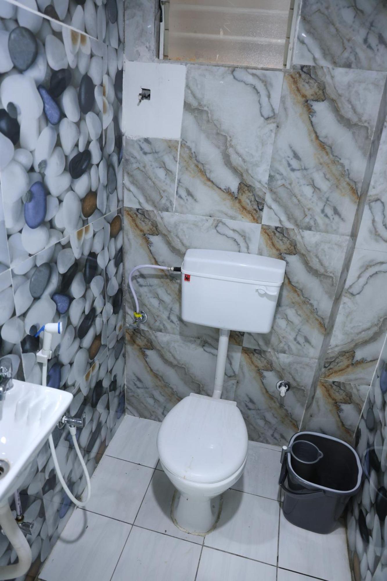 Hotel Aaram Kalupur Ахмедабад Екстериор снимка